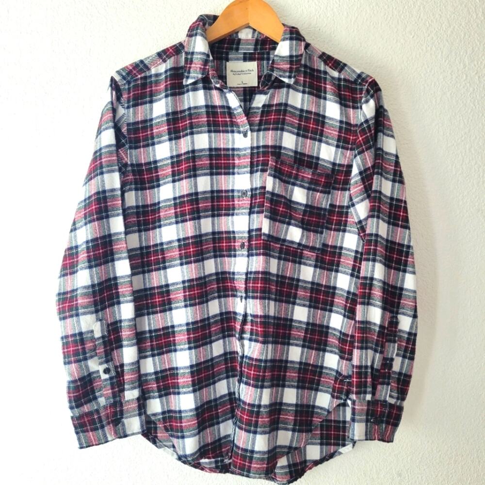 Abercrombie & Fitch Plaid Soft A&F Collection Plaid Flannel Button Down Size S